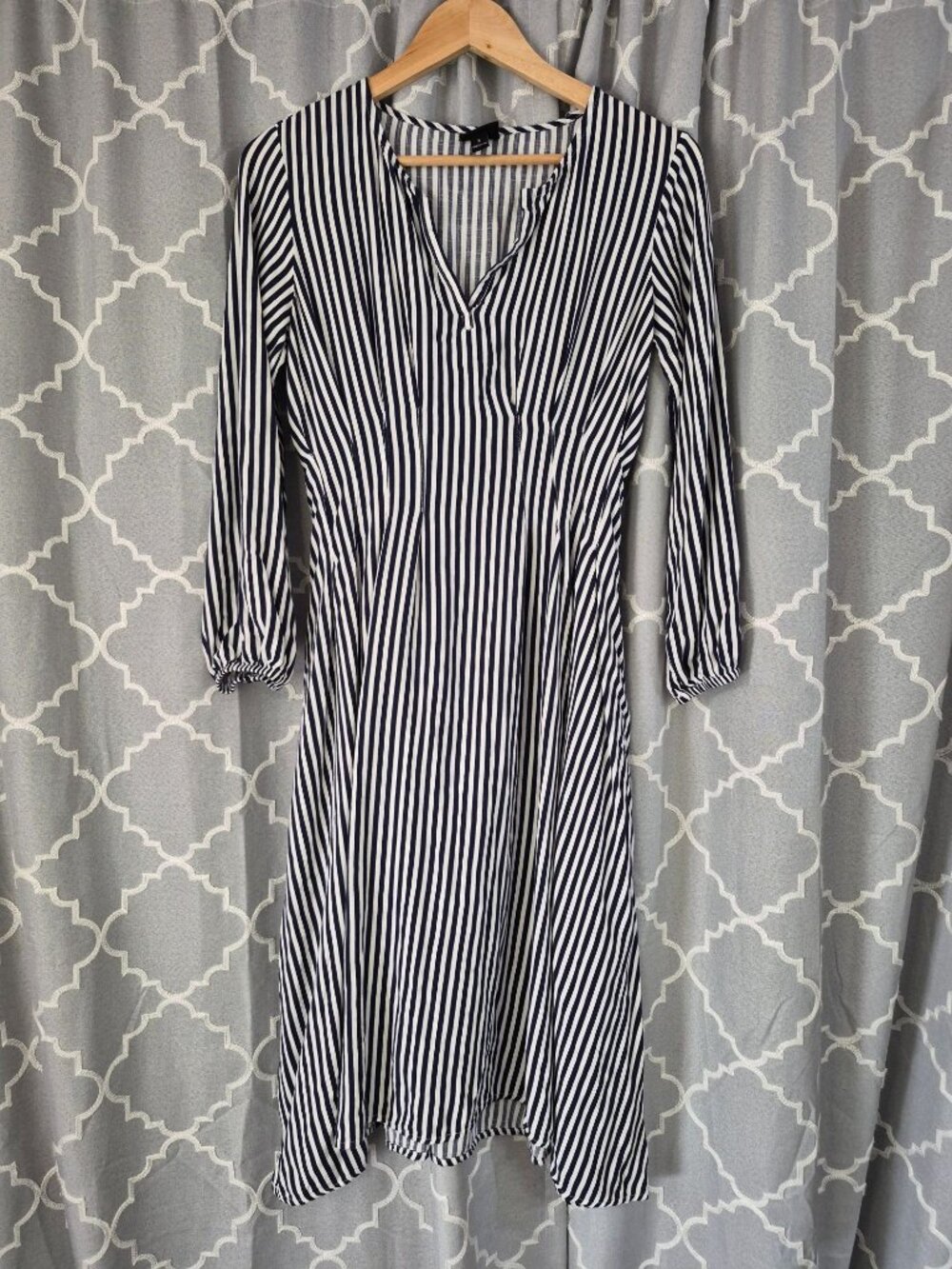 Oak & Trellis Medium Blue White Strip Midi Nautical Event Outdoor Dress